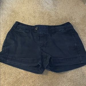 ❤️Gap khaki short size 2 in navy